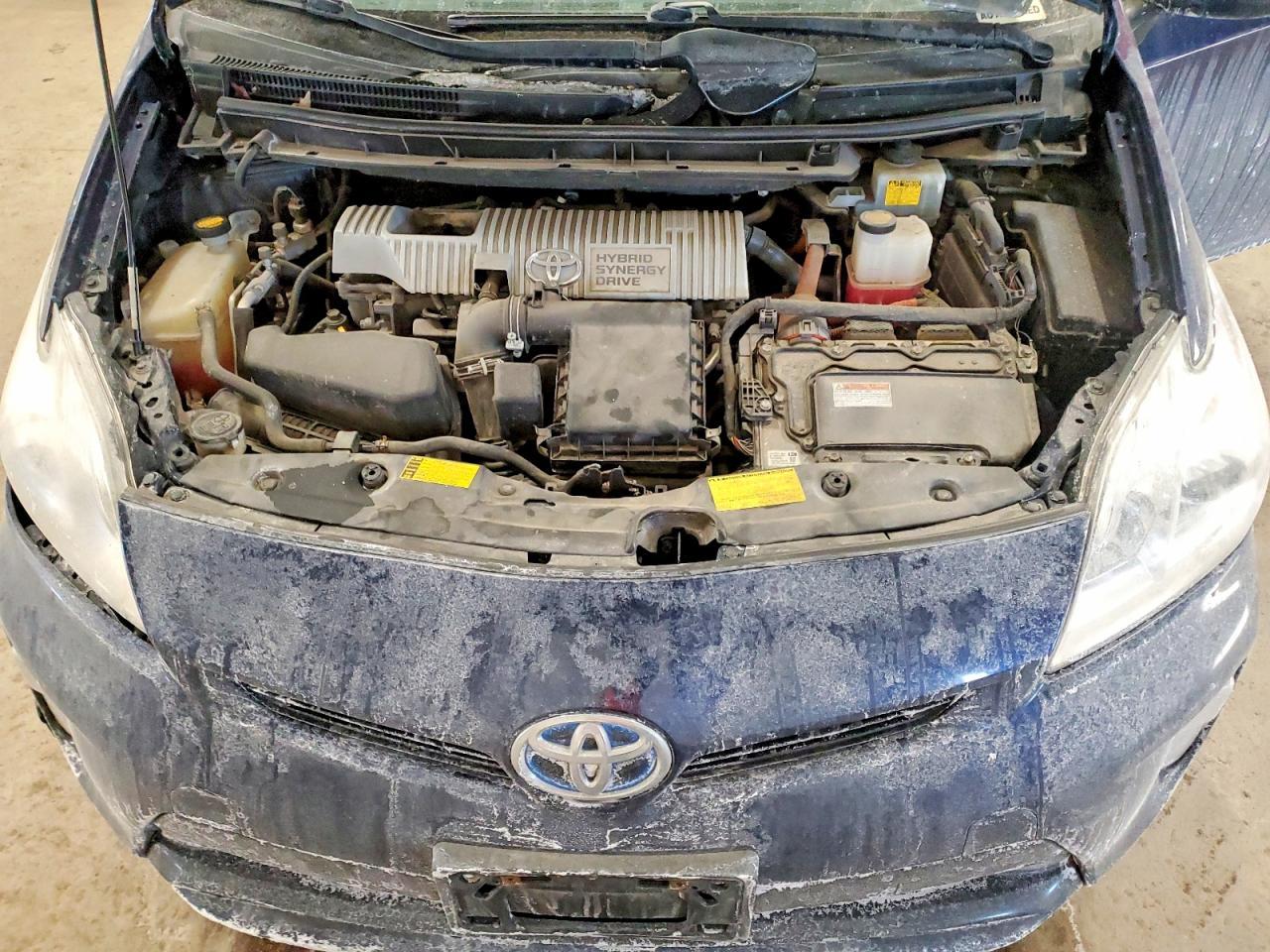 2013 TOYOTA PRIUS