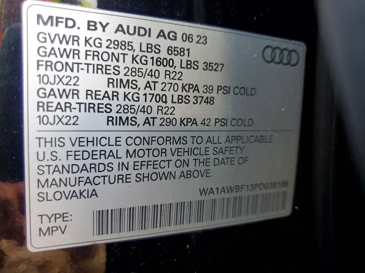 2023 AUDI SQ8