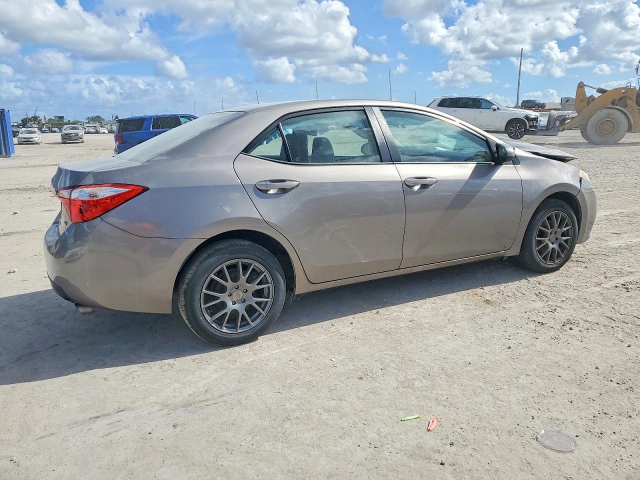 2016 TOYOTA COROLLA