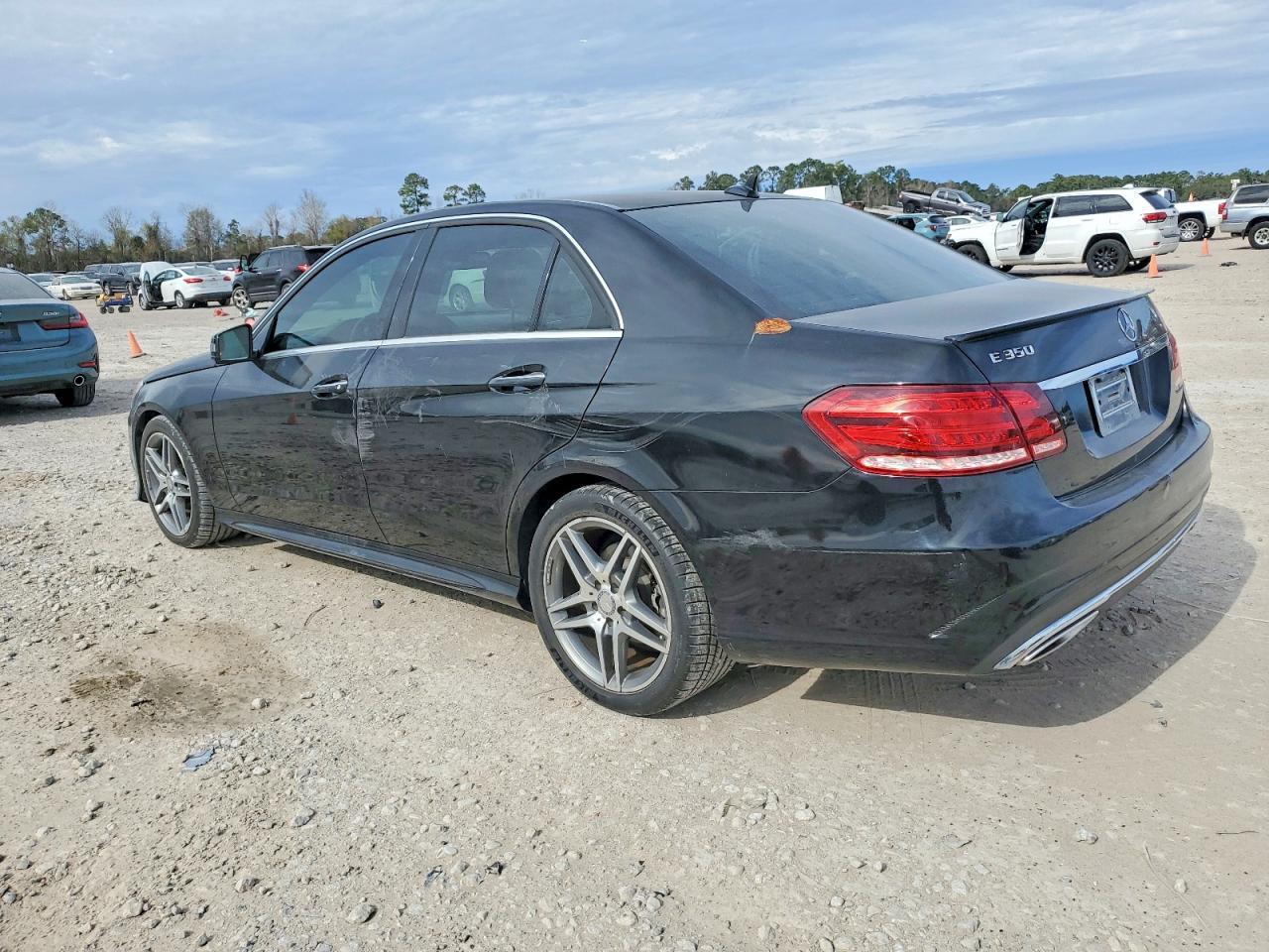 2015 MERCEDES-BENZ E-Class