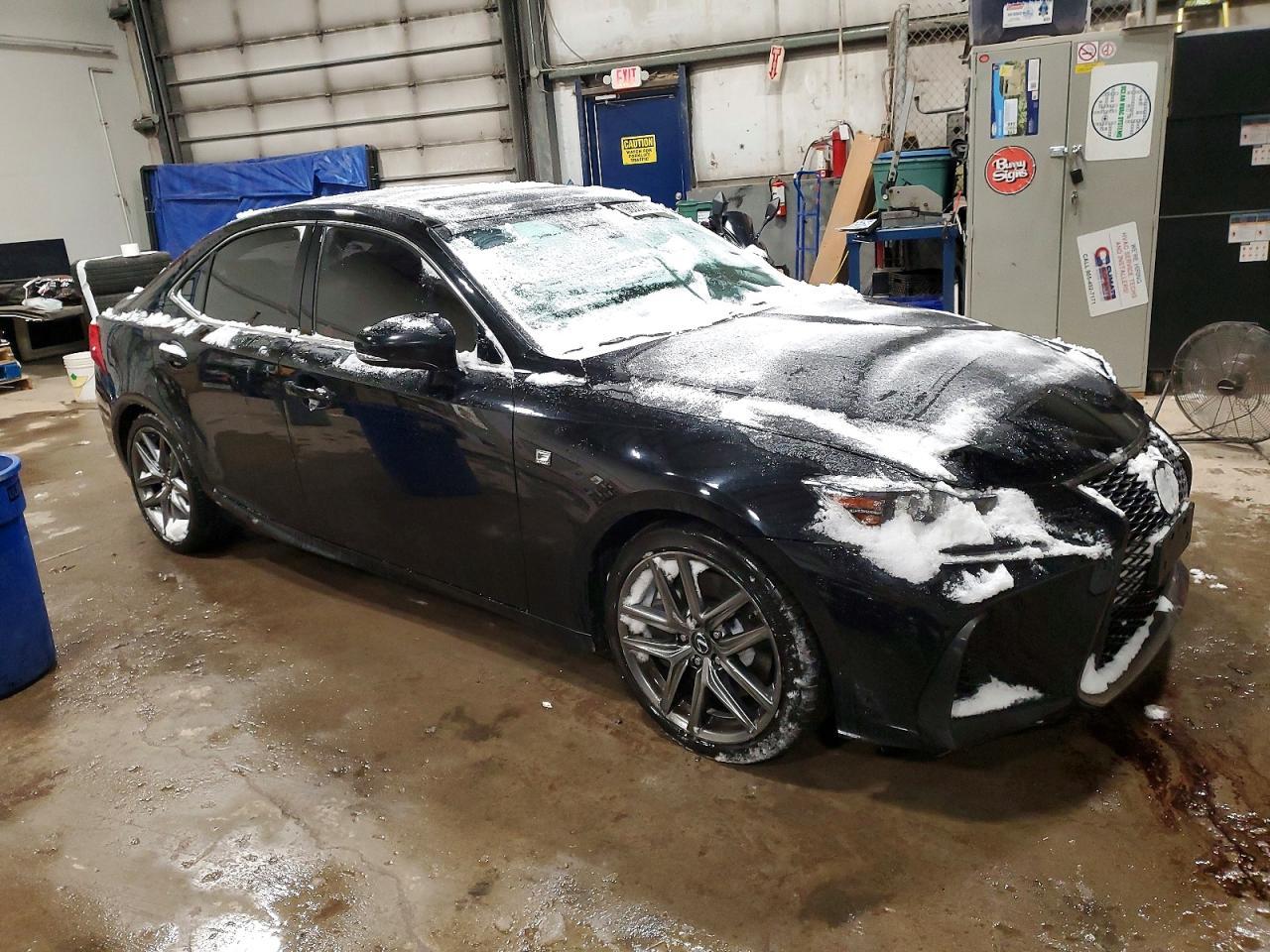 2017 LEXUS IS 300