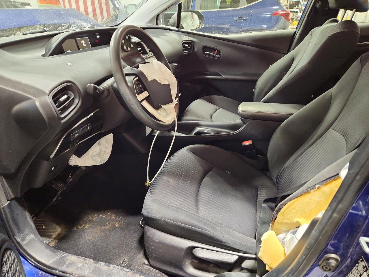 2017 TOYOTA PRIUS