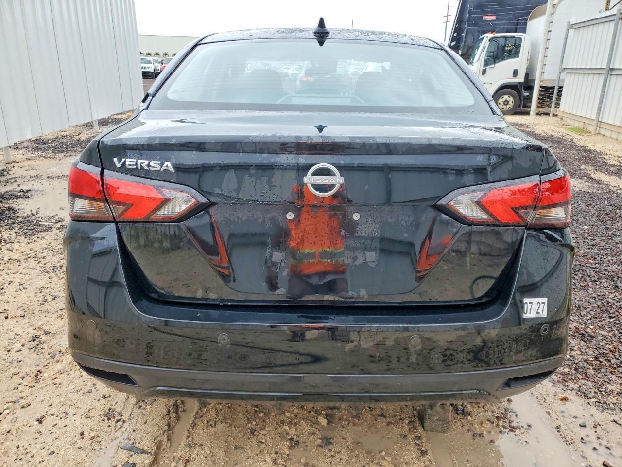 2025 NISSAN VERSA