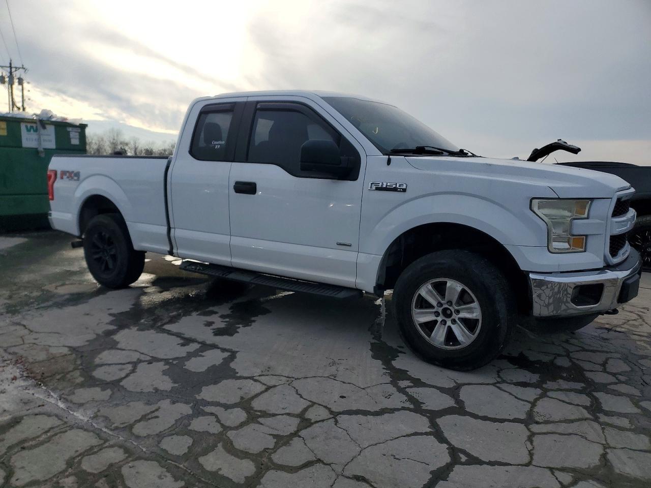 2015 FORD F-150