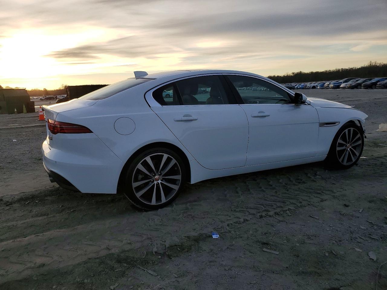 2020 JAGUAR XE