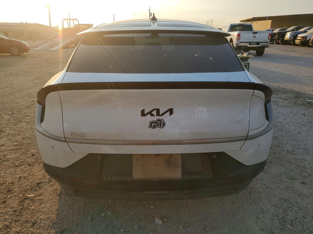 2022 KIA EV6