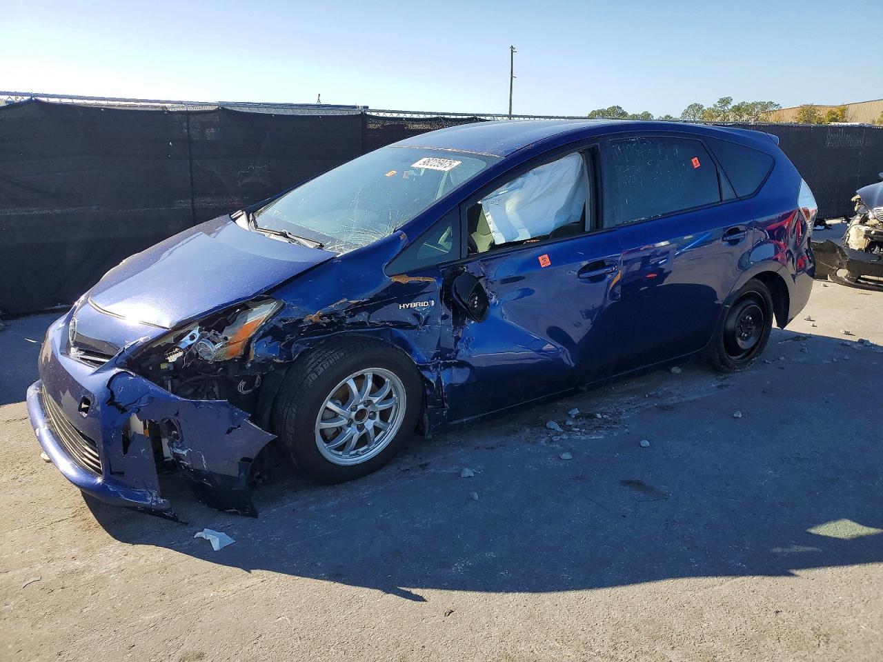 2014 TOYOTA PRIUS V