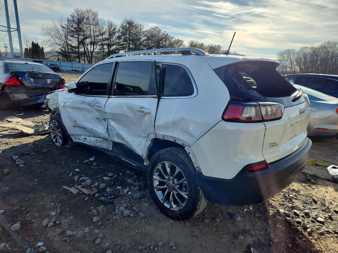 2019 JEEP CHEROKEE