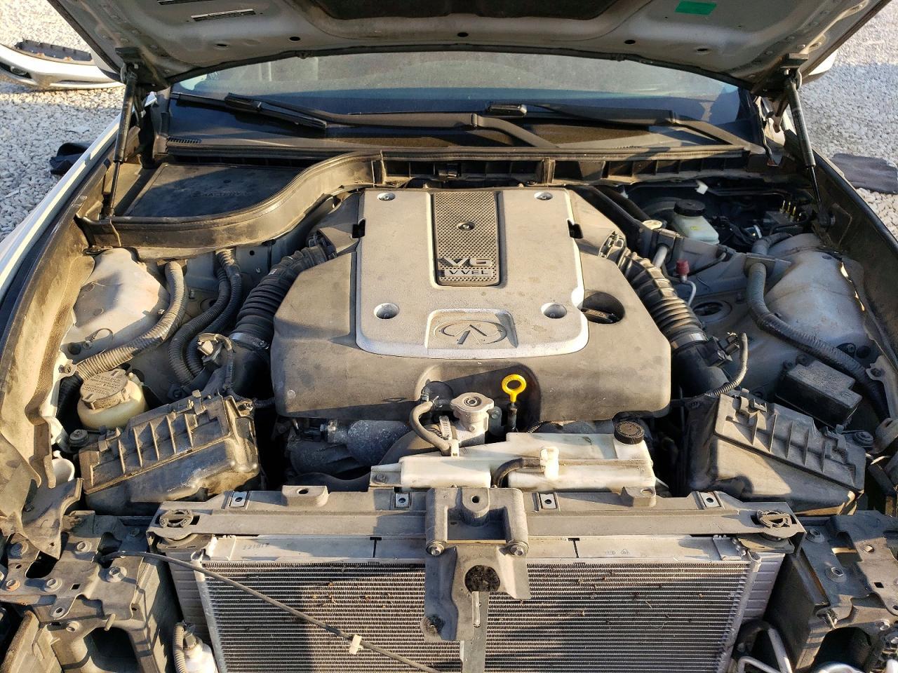 2011 INFINITI G37