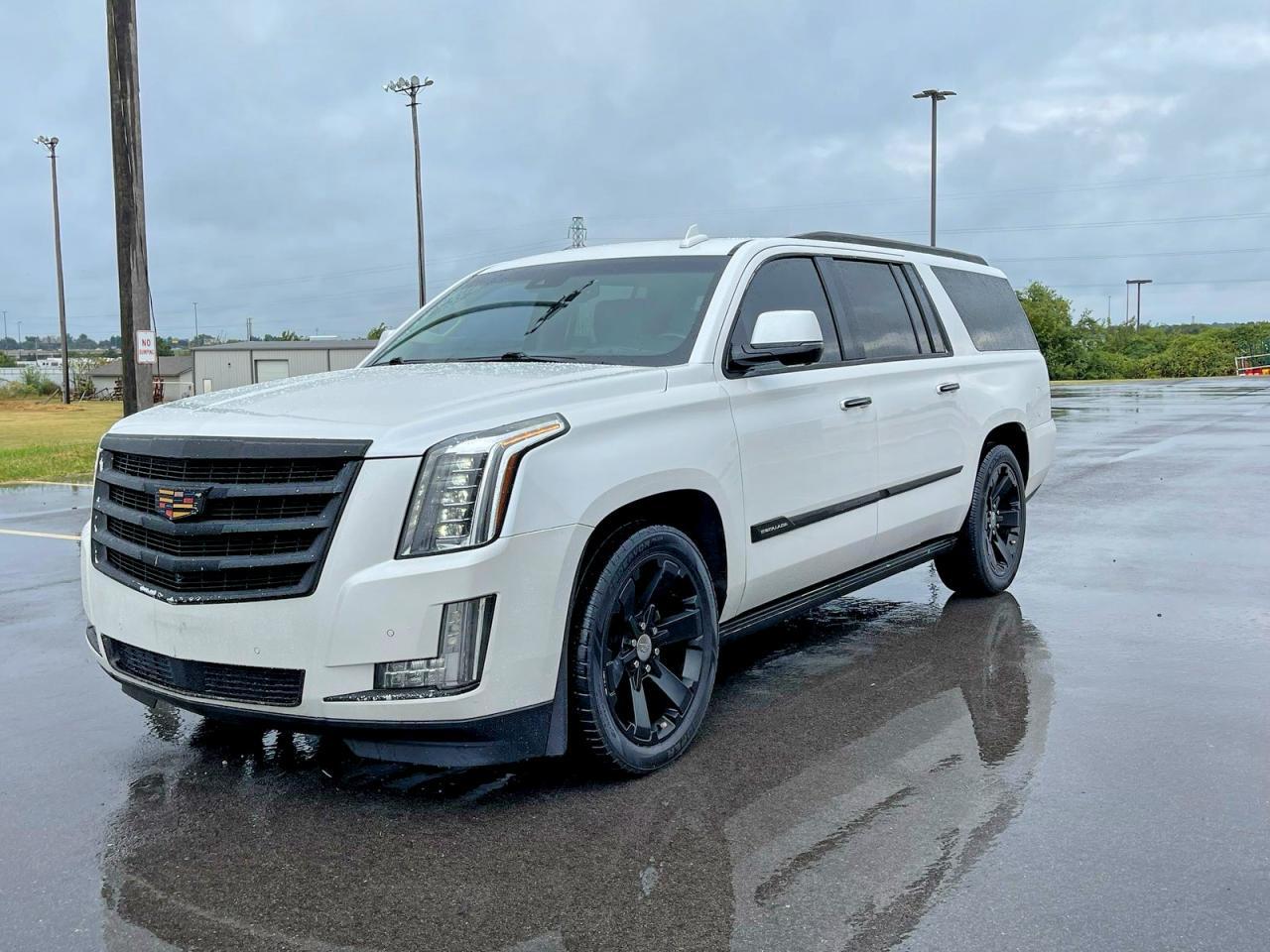 2016 CADILLAC Escalade ESV