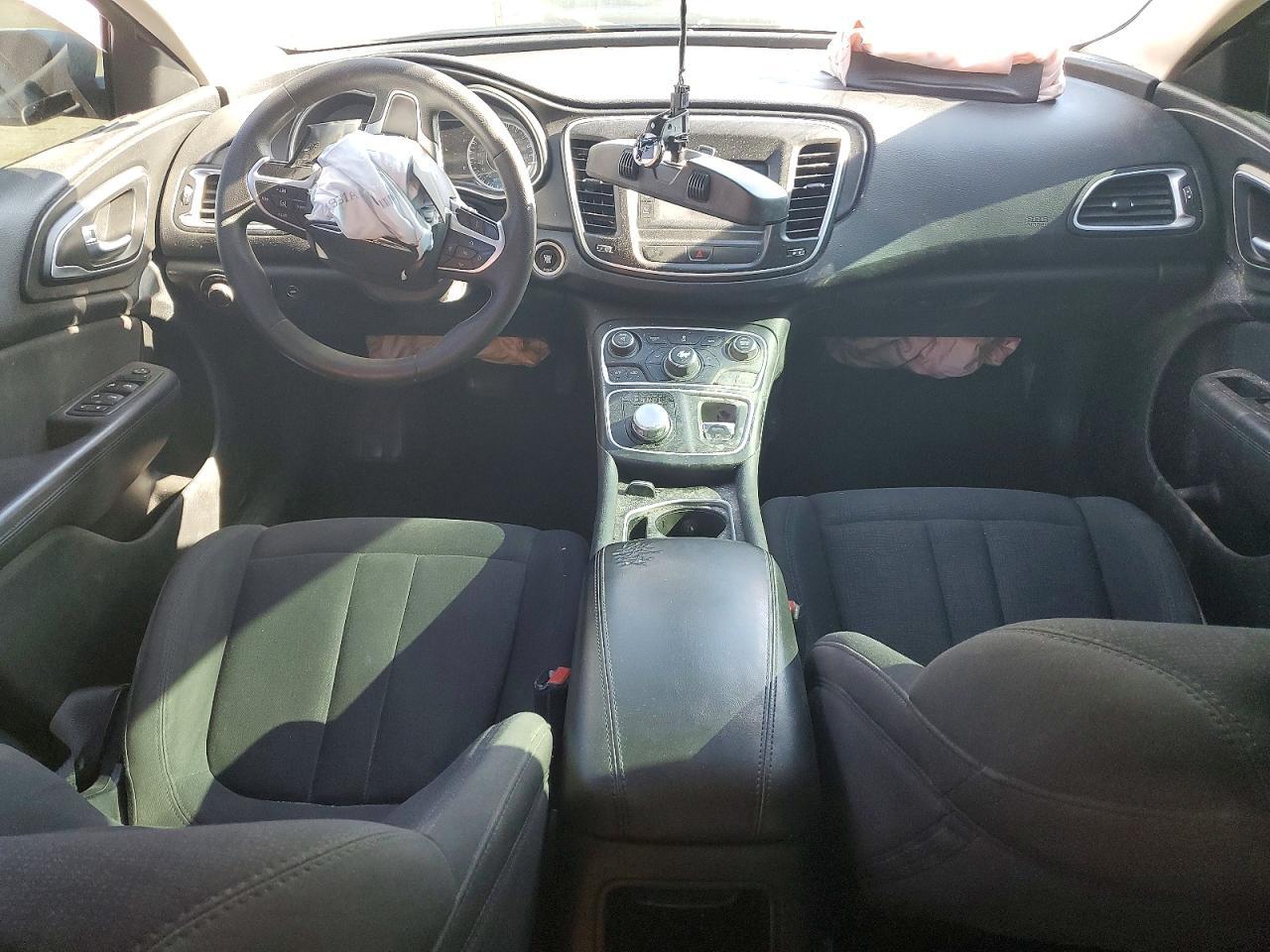 2015 CHRYSLER 200