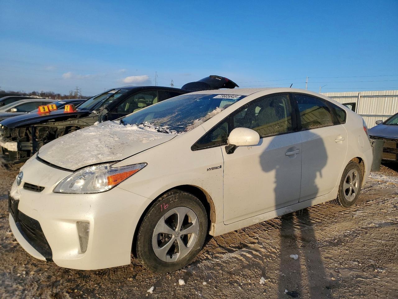 2015 TOYOTA PRIUS