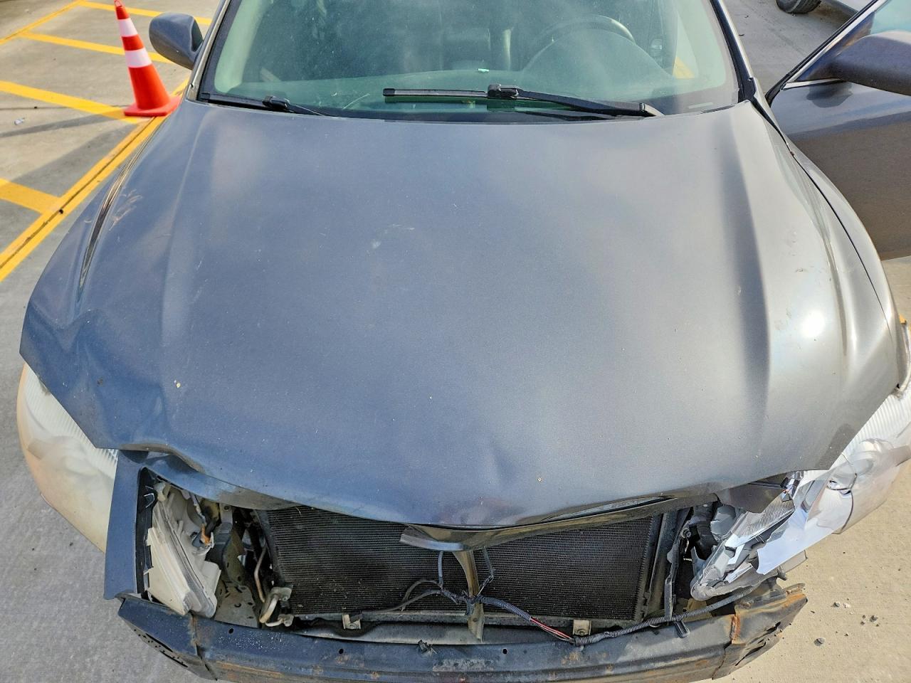 2010 TOYOTA CAMRY
