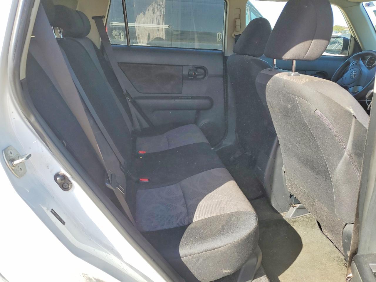 2015 TOYOTA SCION