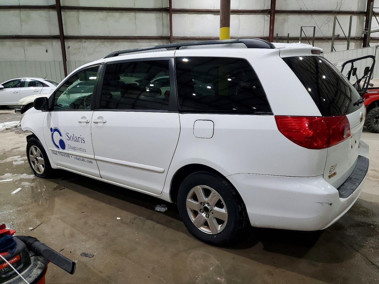 2008 TOYOTA SIENNA