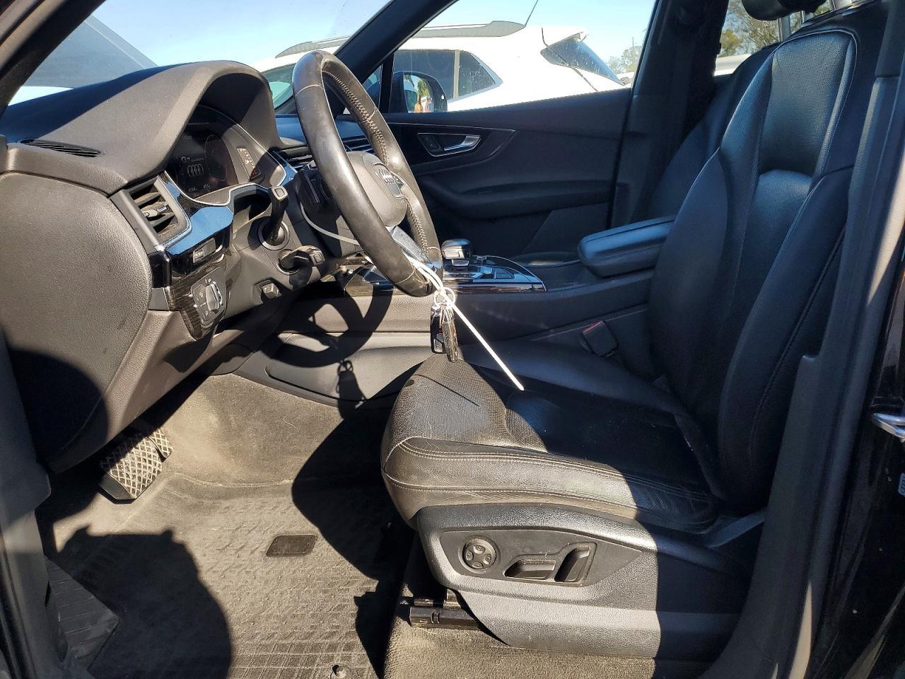 2017 AUDI Q7