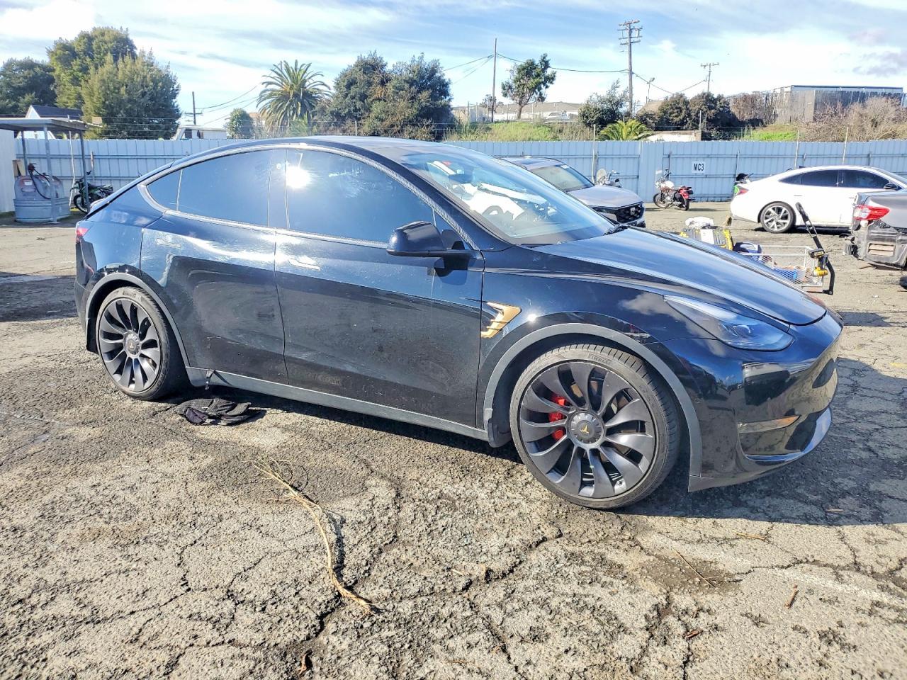 2022 TESLA MODEL Y