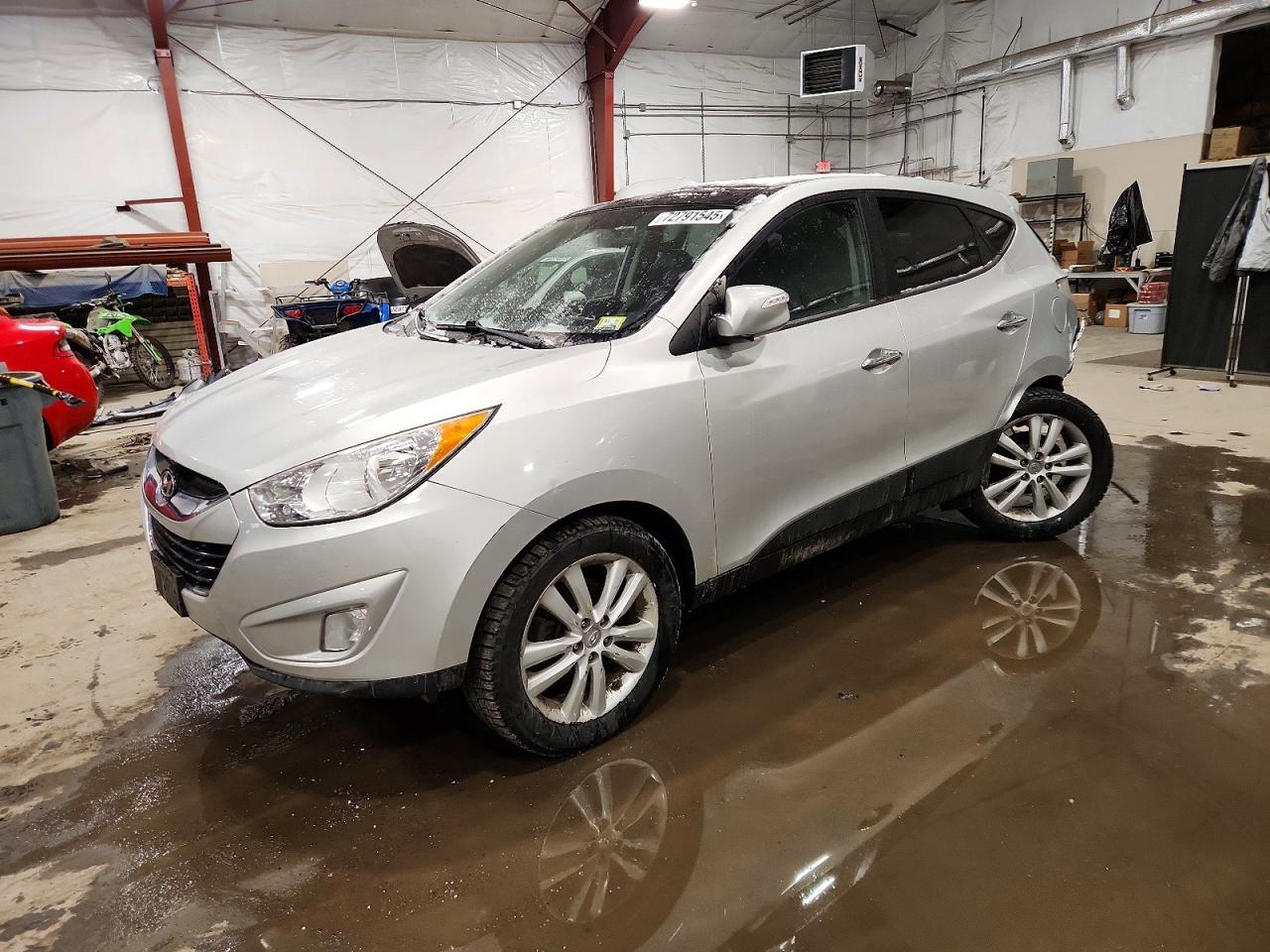 2010 HYUNDAI TUCSON