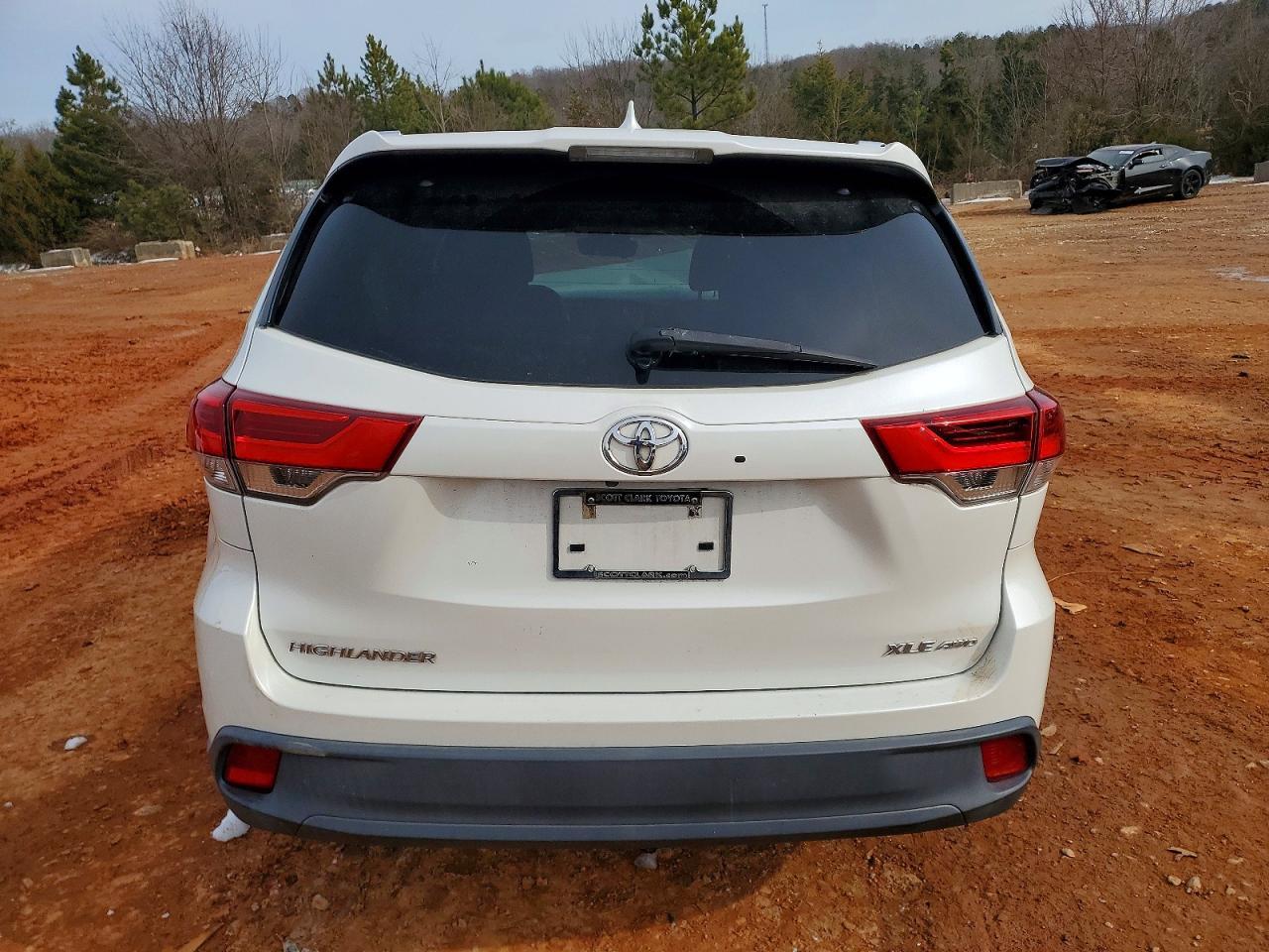 2018 TOYOTA HIGHLANDER