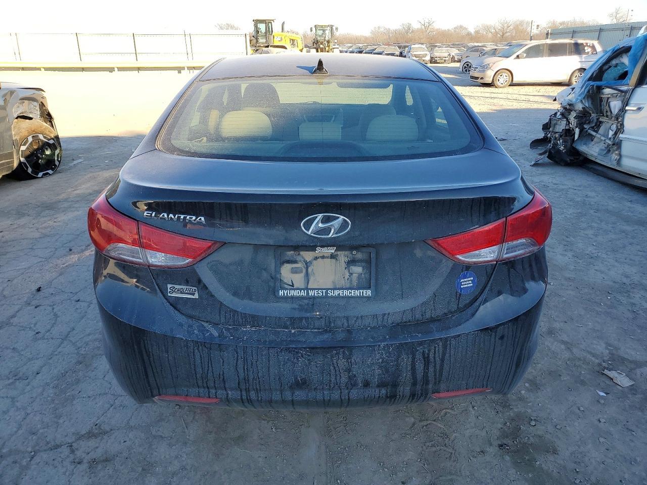 2012 HYUNDAI ELANTRA