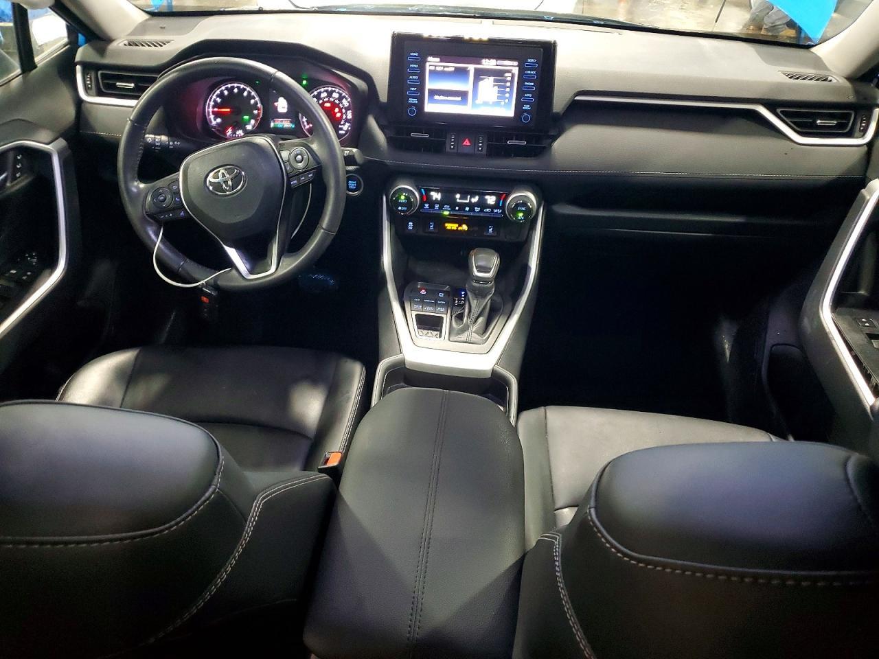 2019 TOYOTA RAV4