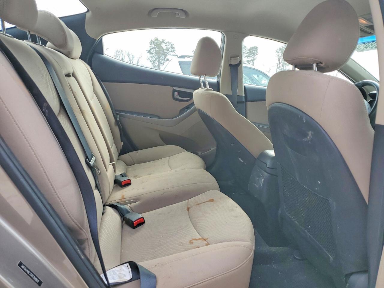 2016 HYUNDAI ELANTRA