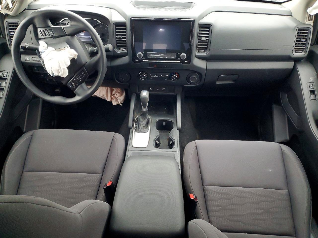 2022 NISSAN Frontier