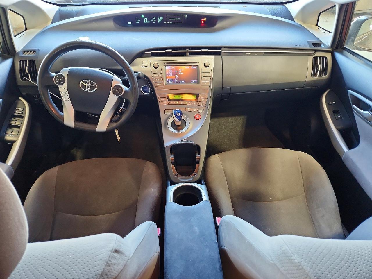 2013 TOYOTA PRIUS
