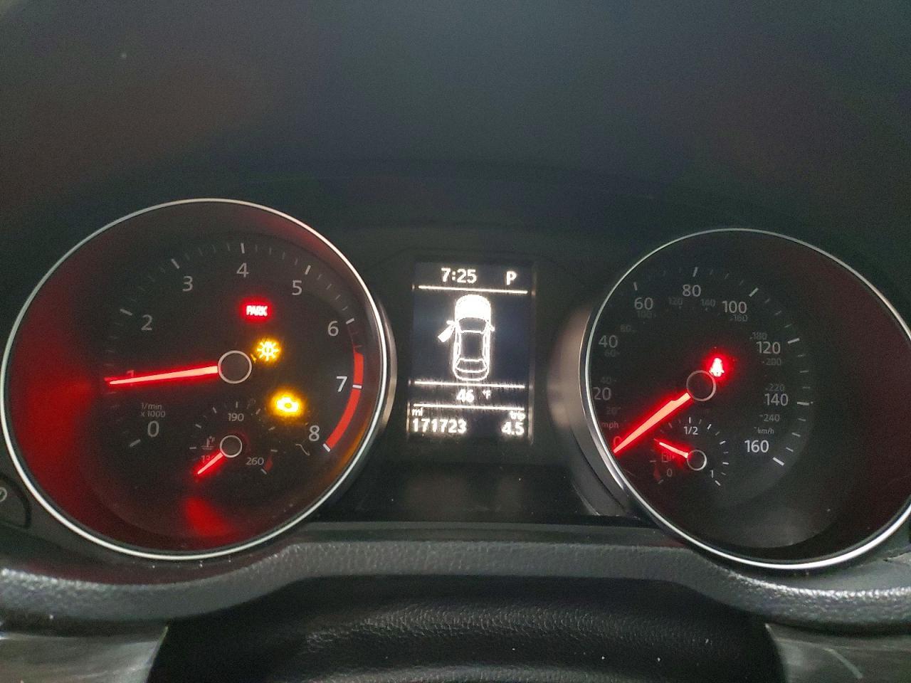 2017 VOLKSWAGEN Passat