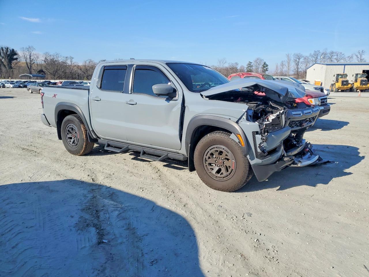 2025 NISSAN Frontier