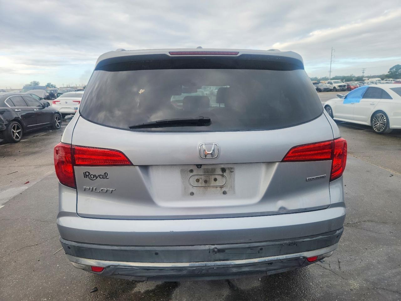 2016 HONDA PILOT