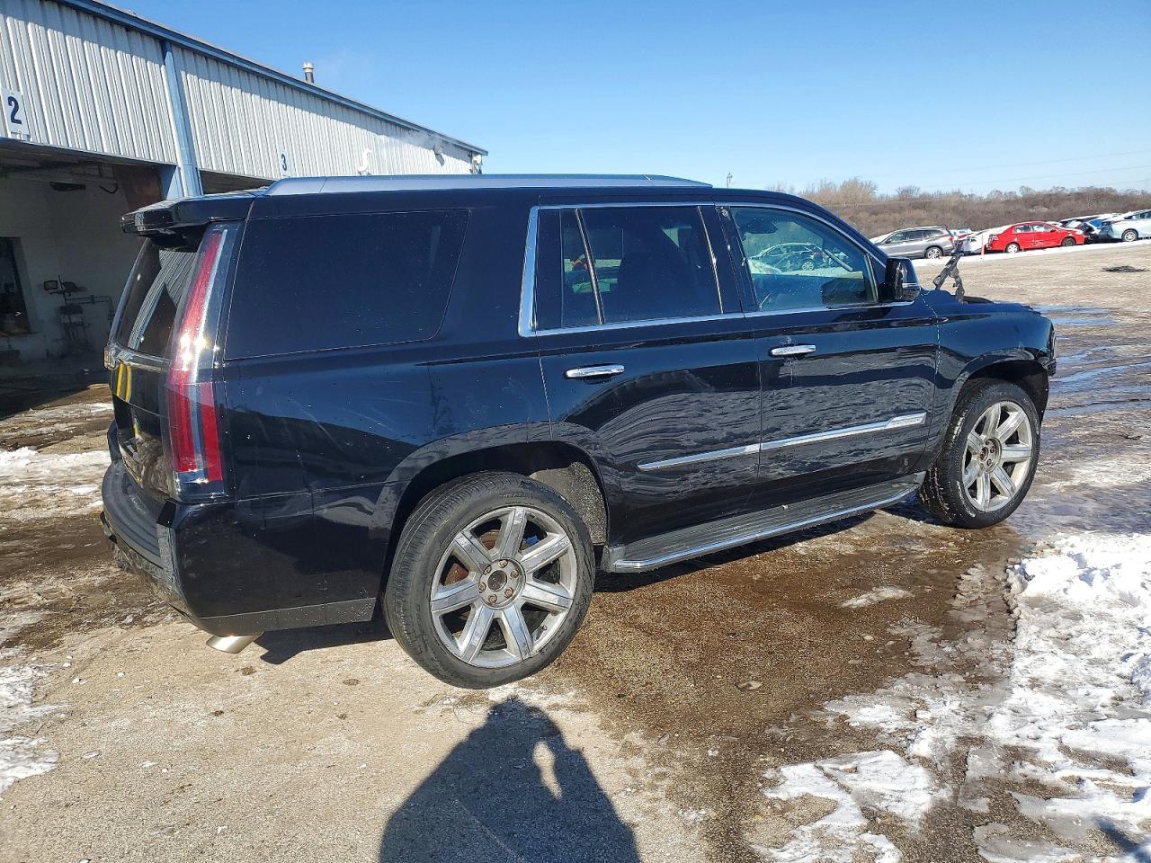 2016 CADILLAC ESCALADE