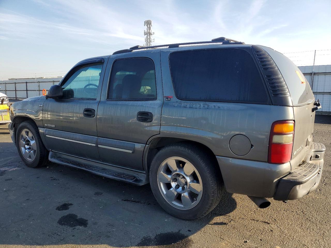 2002 CHEVROLET Tahoe