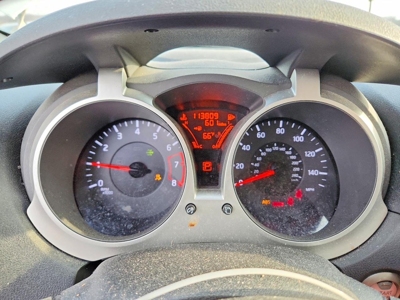 2014 NISSAN Juke