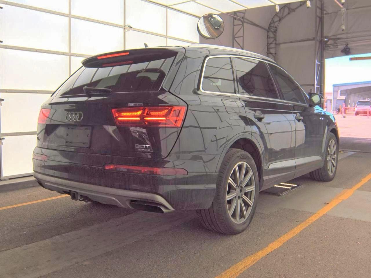 2018 AUDI Q7