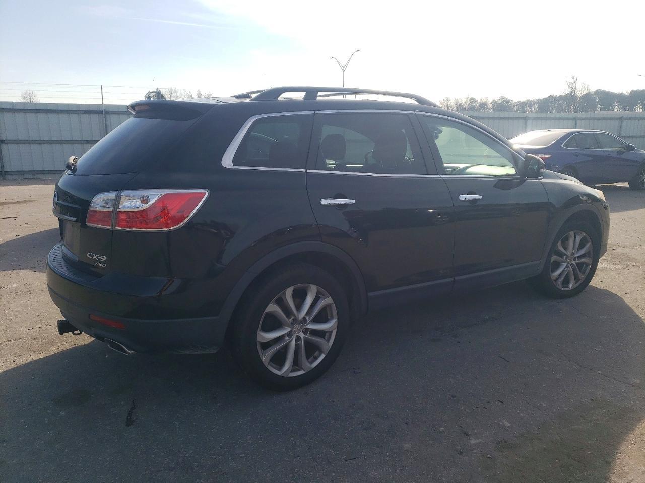 2011 MAZDA CX-9