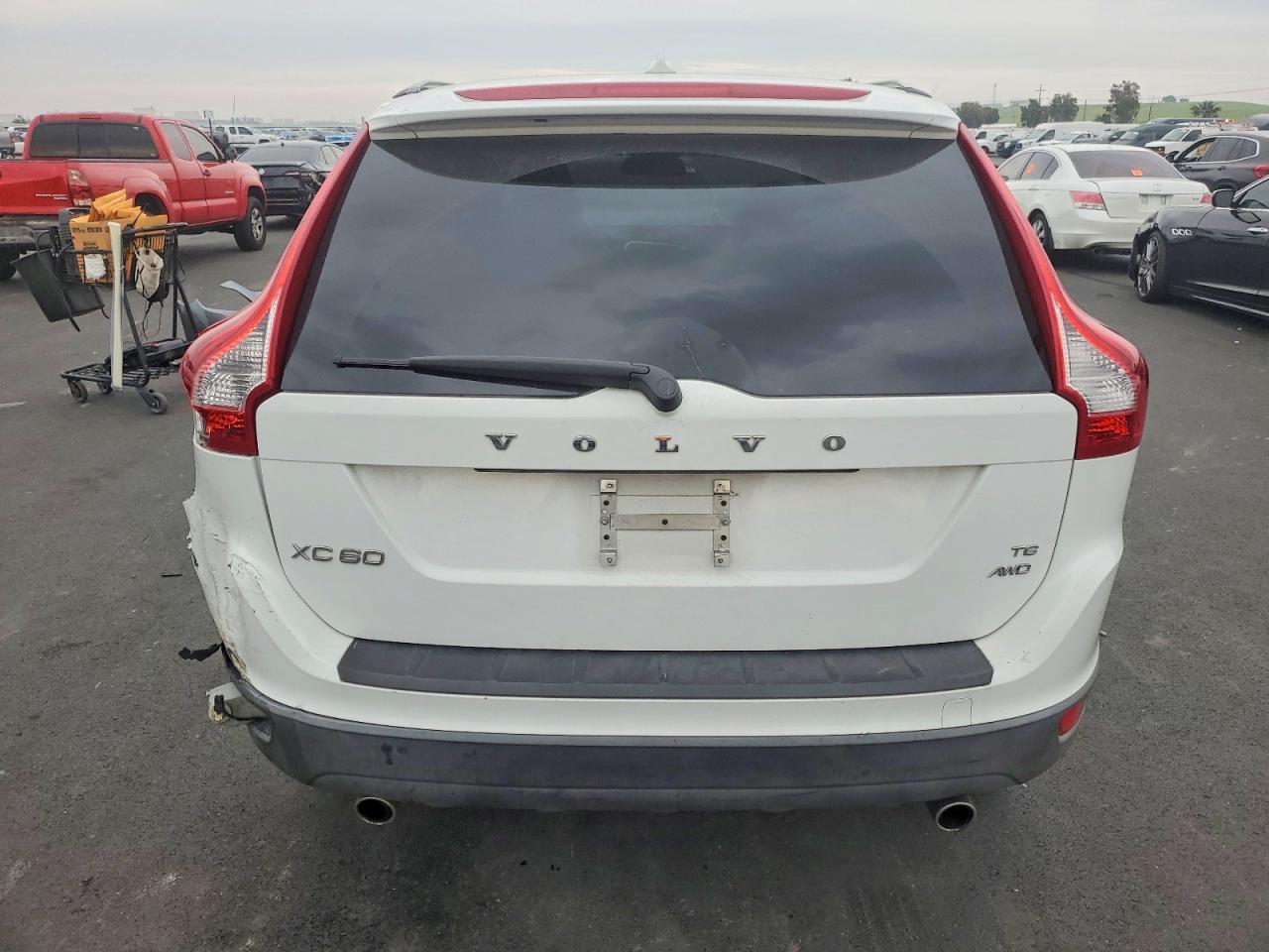 2010 VOLVO XC60
