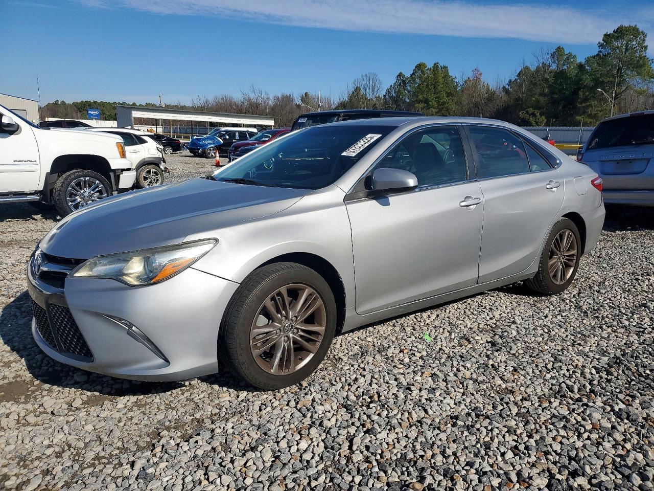 2017 TOYOTA CAMRY