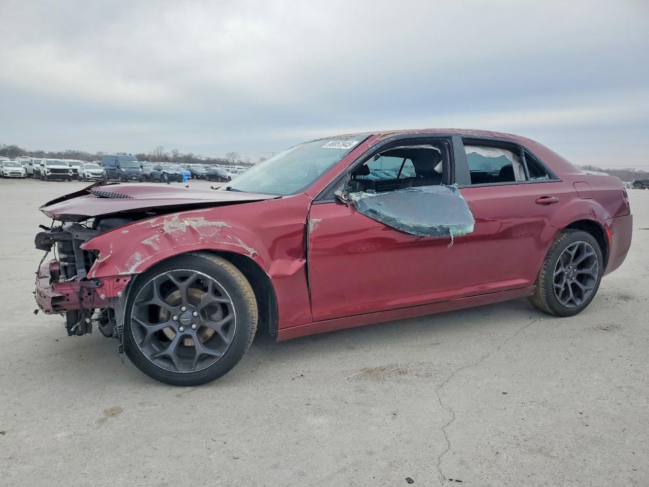 2019 CHRYSLER 300