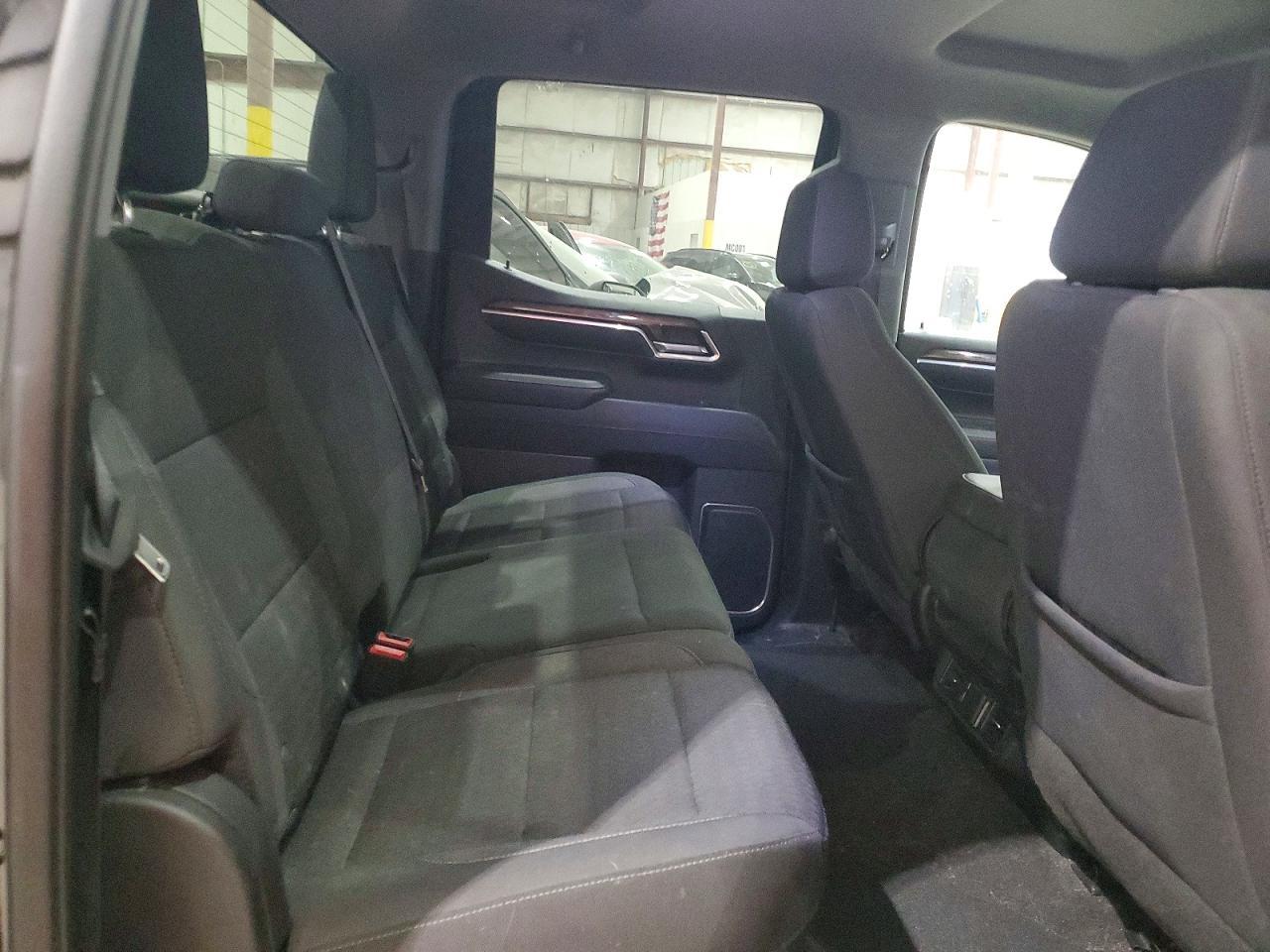 2022 CHEVROLET Silverado