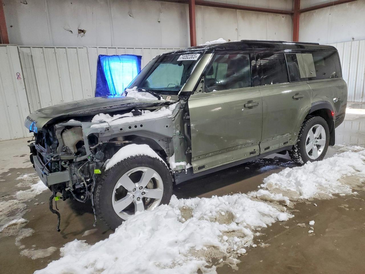 2023 LAND ROVER Defender