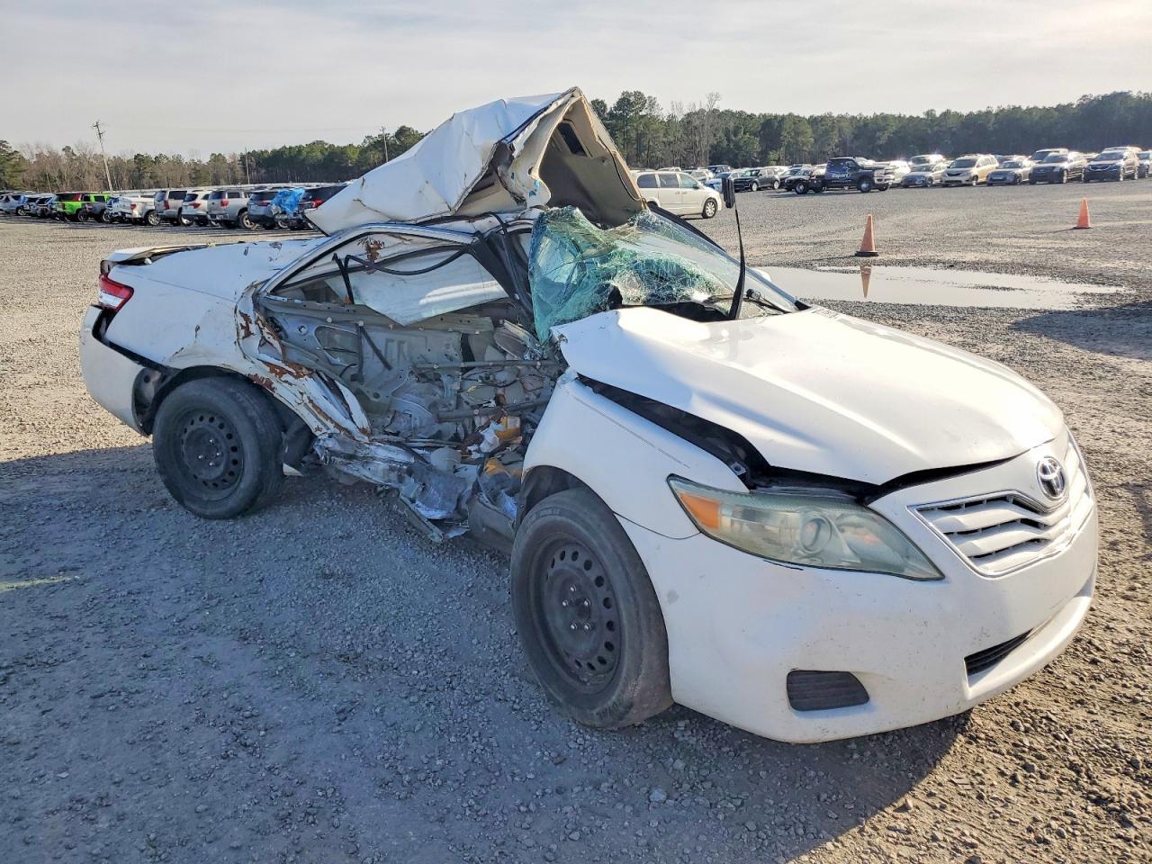 2010 TOYOTA CAMRY