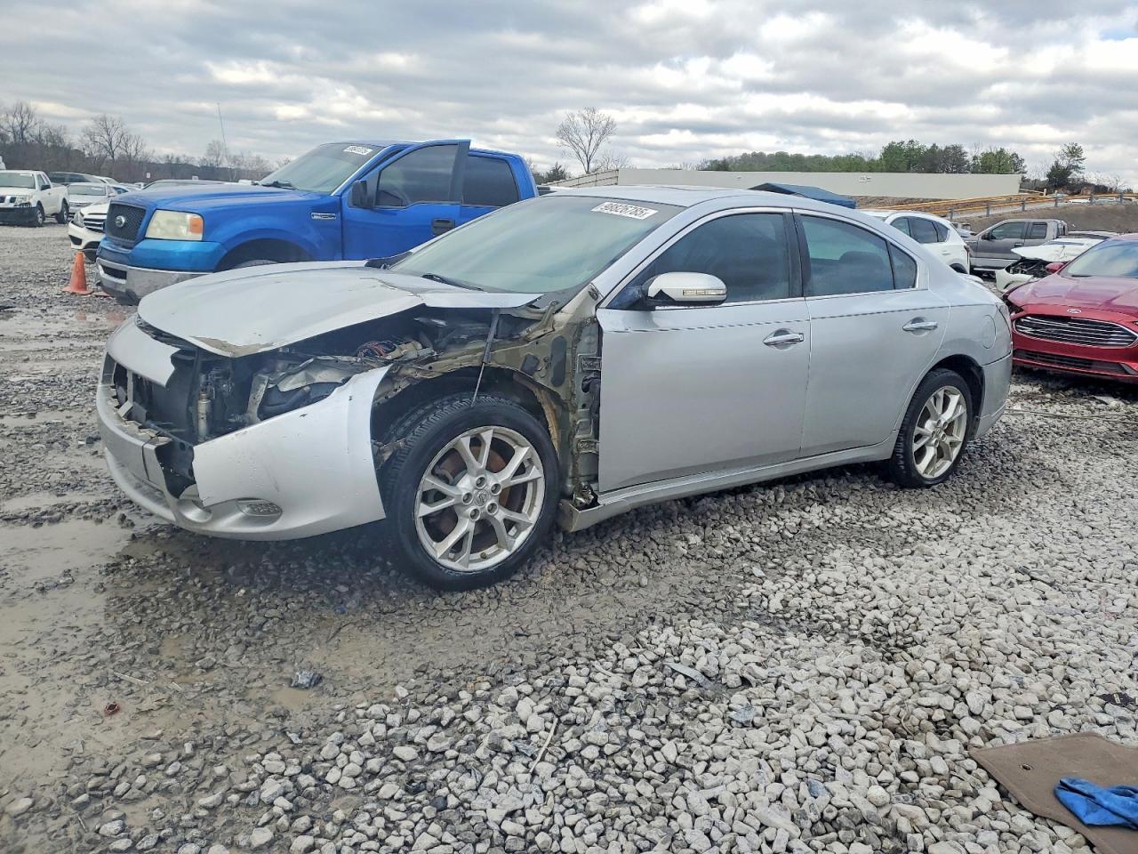 2014 NISSAN Maxima