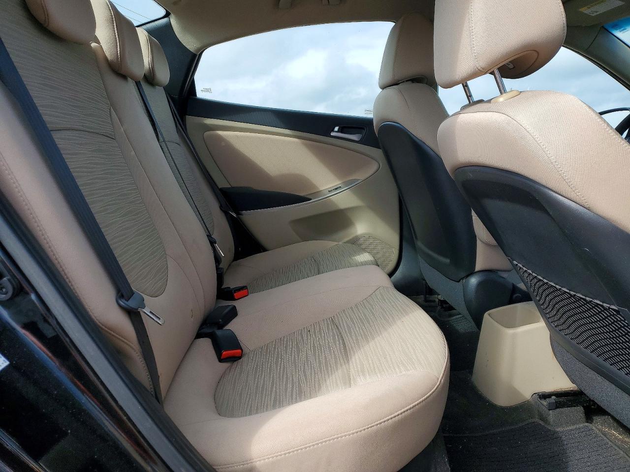 2016 HYUNDAI ACCENT