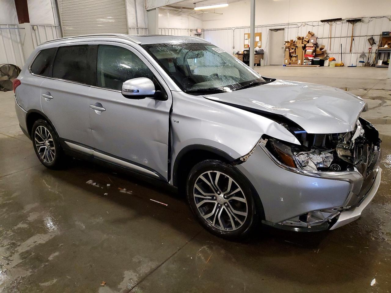 2017 MITSUBISHI outlander