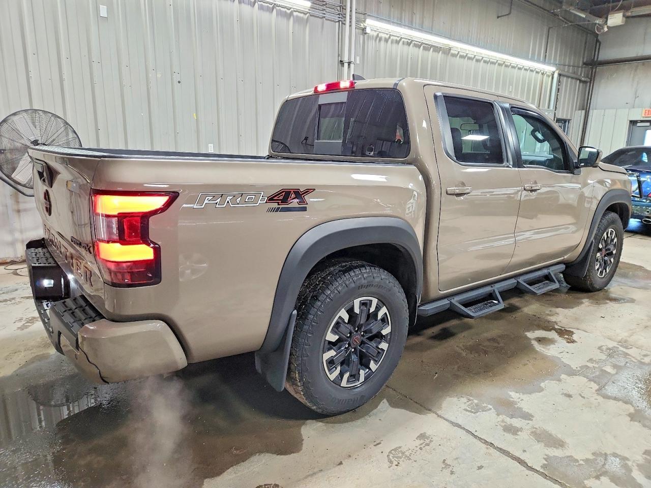2023 NISSAN Frontier