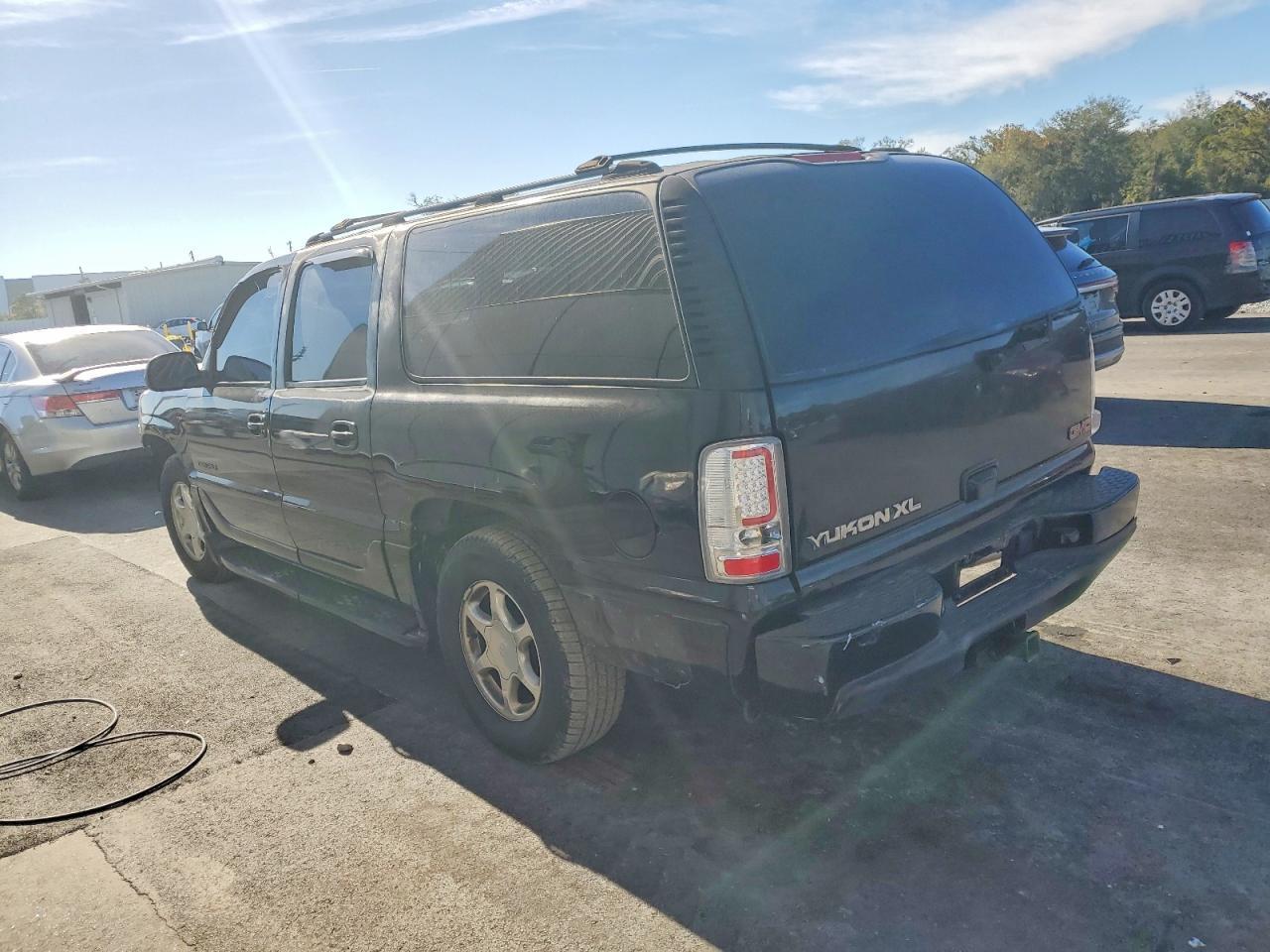 2002 GMC Denali