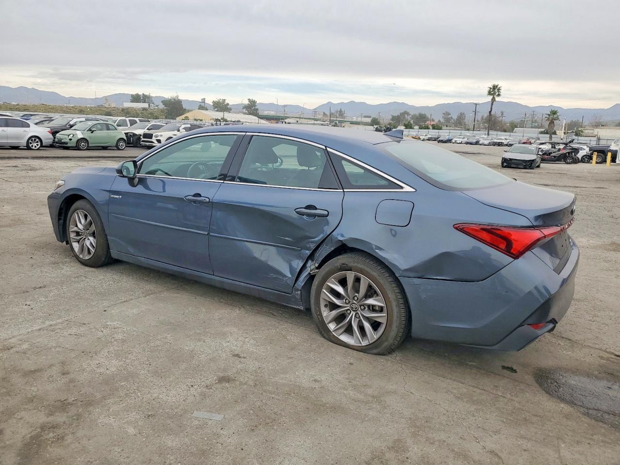 2021 TOYOTA Avalon