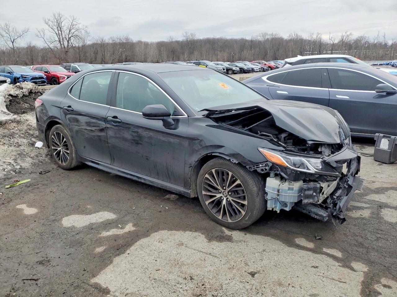 2018 TOYOTA CAMRY