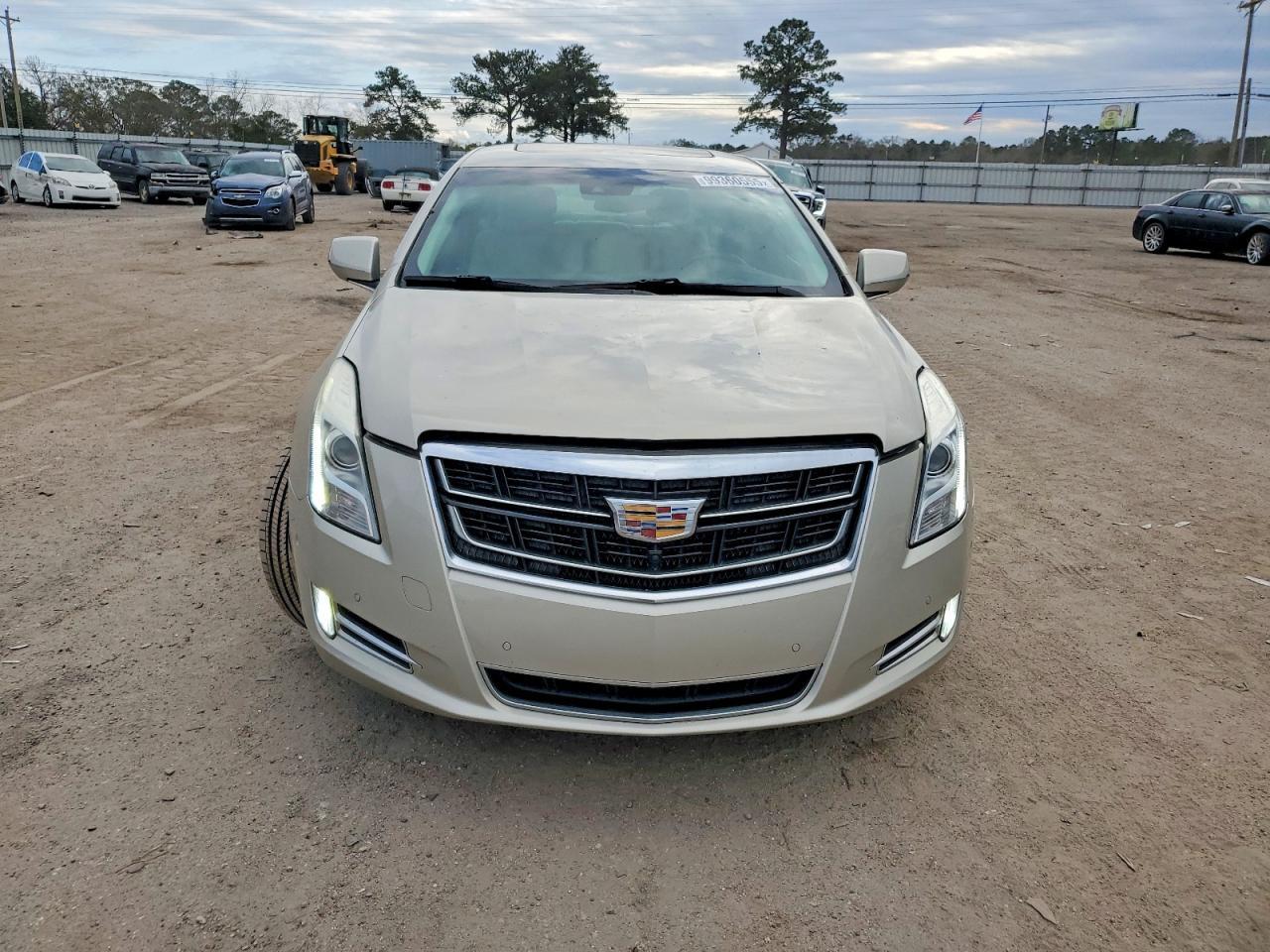 2016 CADILLAC XTS
